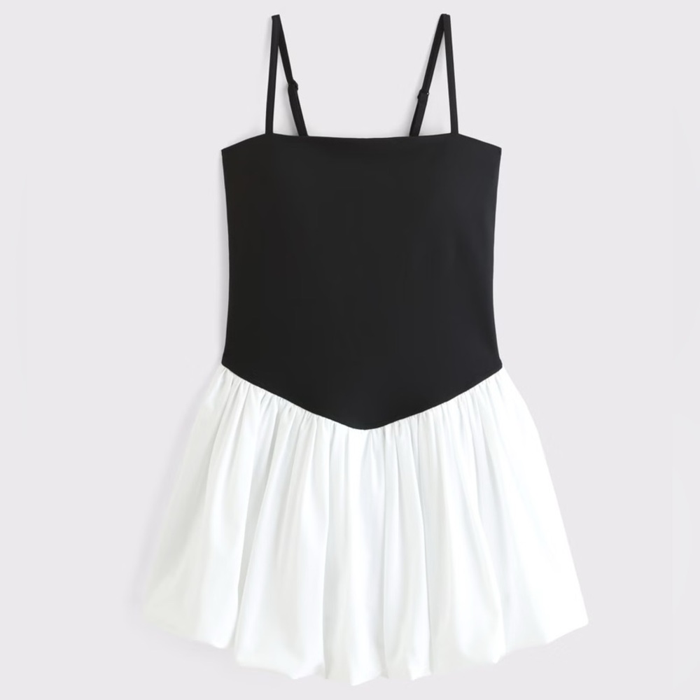Abercrombie YPB sculptLUX Bubble Hem Dress Medium Pickleball Active Skort NWT